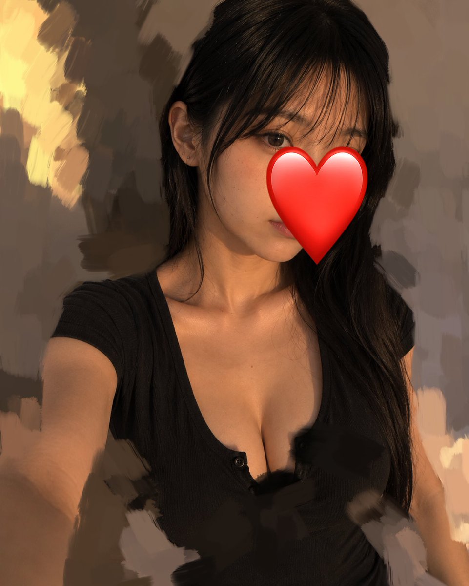 mirenyannyan's tweet photo. ちょっと挑戦してみました。　
胸は寄せてます💦 https://t.co/hVw2xbU1fe