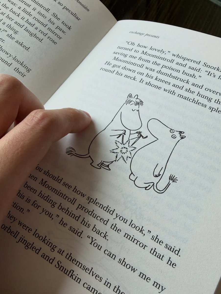 ROLO0323's tweet photo. RENJUN MOOMIN COLLAB??? https://t.co/HxZaQoRyLU