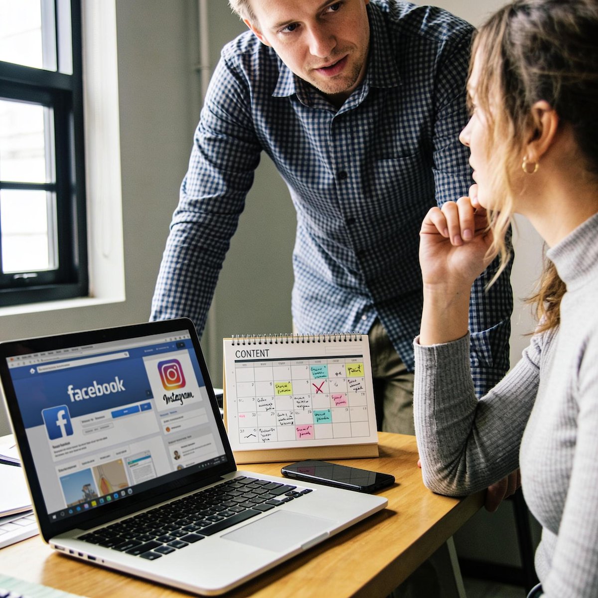 WhitepapersOl's tweet photo. To craft a standout whitepaper, understand your audience’s pain points &amp; aspirations. Address their challenges, include success stories, and position it as a trusted resource. What topics resonate with your audience? Share your thoughts! 

#WhitepaperMarketing #ContentStrategy https://t.co/KktpVTc65o
