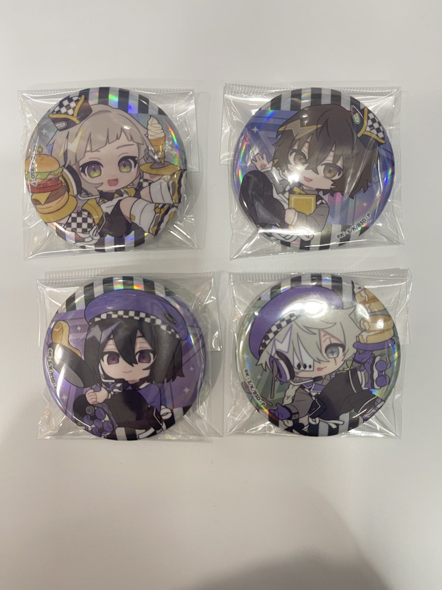 info＞ 文豪ストレイドッグス ホログラムキャラバッジコレクション