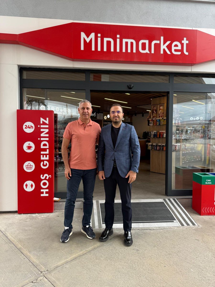 MUSIAD_Tokat's tweet photo. Başkanımız İhsan Misafir, Üye ziyaretleri kapsamında; ARATLAR PETROL AKARYAKIT NAKLİYE TUR. TİC. LTD. ŞTİ. iş yeri sahibi üyemiz, Tokat Belediye Meclis Üyesi Levent Arat'ı ziyaret etti.

Gerçekleştirilen ziyarette karşılıklı görüş alışverişinde bulunuldu. Nazik ev sahipliği ve misafirperverlikleri dolayısıyla kendilerine teşekkür ederiz.

#MÜSİADTOKAT
#BİRVEBERABER