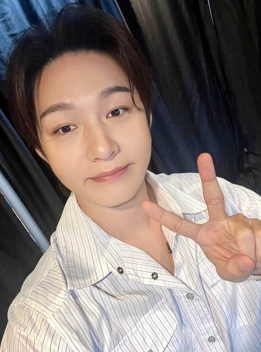 LeeCS_Official's tweet photo. [📸] @더필린라이브

#이창섭 #LEECHANGSUB 
#잇츠라이브 #itsLive #더필린라이브 #theFillinLive https://t.co/zYRxoo6PAt