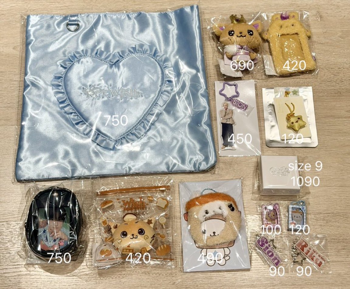 bbearstore's tweet photo. พร้อมส่ง ของใหม่
ชิอน ริคุ ยูชิ เรียว 
Keyring กระเป๋า japan fanmeeting 
stress bread frame card holder
แหวน doll hat pouch taipei
#ตลาดนัดnctwish https://t.co/XiwfQC02ro