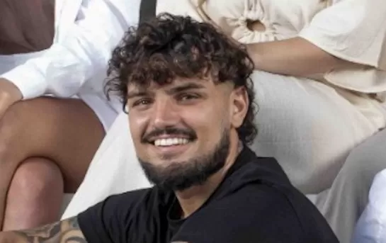 gfvip9_fp's tweet photo. «Se Giovanni Grazioso andrà al #GFVIP 9 a settembre, con la tentatrice Elisa Vaccargiu non accadrà niente oltre a una semplice amicizia.»

Anche perché, oltre a lui, sarebbe stata contattata anche Sabrina S. Poi, sappiamo tutti che potrebbe succedere di tutto. #TemptationIsland https://t.co/kuoxNLY3MO