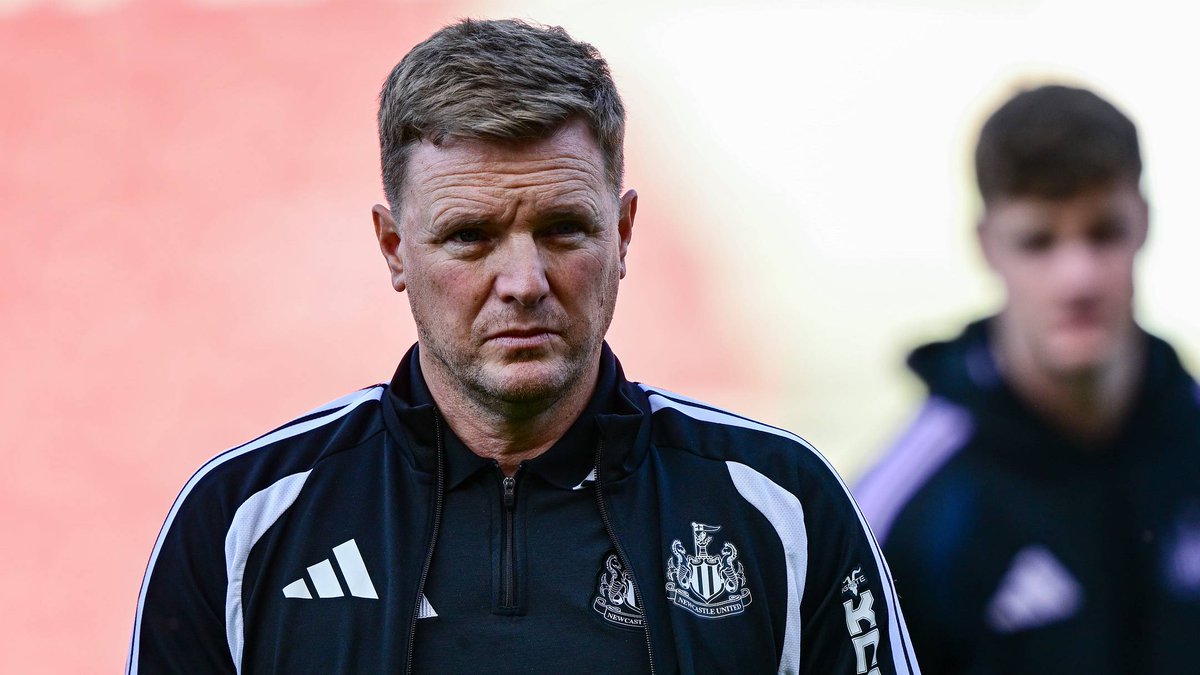 WePlayFPL's tweet photo. Eddie Howe is expected to leave Newcastle imminently, ending his 5-year spell after a surprise decision change. Matthias Jaissle has been lined up as successor. Howe’s record: 231 games, 116 wins, 2024-25 Carabao Cup 🏆. #EPL https://t.co/i1bc6Qi7bb
