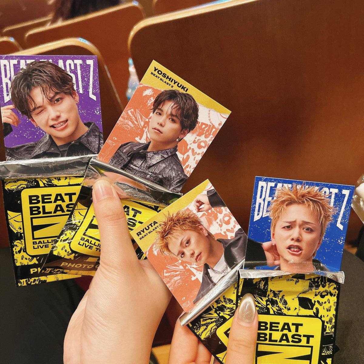 kk7_p3's tweet photo. BALLISTIK BOYZ "BEAT BLAST Z"
BBZ バリ カード トレカ フォトカ 交換
 
譲) 日髙　加納

求) 日髙→砂田or海沼
　　加納→NY組（友人代行）

7/30 森のホール
ライブ会場にて手渡しにて交換希望です。
検索からもお気軽にお声掛けください🌱 https://t.co/5IlPHj05bI