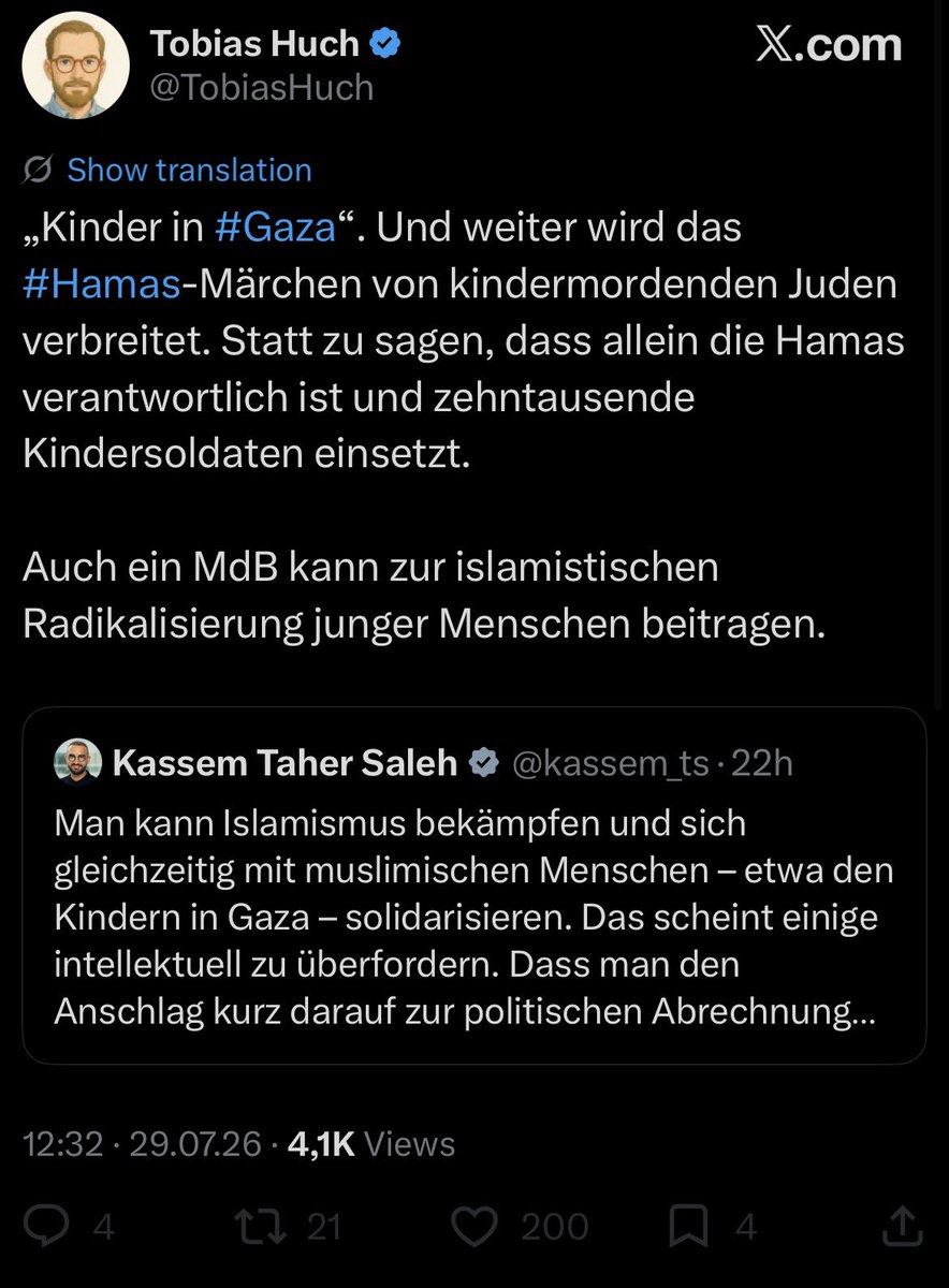 NochEinGen0sse's tweet photo. Tobias Huch ist dreckiger Abschaum, der es liebt, wenn Kinder sterben. Er unterstützt einen faschistischen Terrorstaat und ist auch noch stolz darauf. Er hätte sich so wohlgefühlt im
Dritten Reich. Einfach nur Verschwendung von Atemluft. https://t.co/HsD1tas4QP