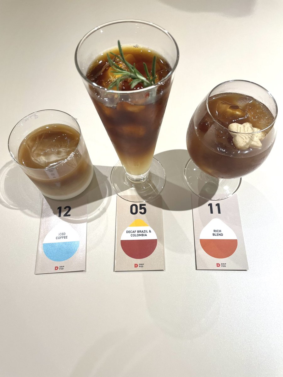 OgaErika's tweet photo. 母と #バリスタのいないアイスコーヒー専門店 に来ました！！

2人ともコーヒー大好きなんですが色んな種類のアレンジができてメニューからワクワク感が凄かったです🤍
2人で3種類頼みましたよ〜！！全部美味しく感動でした！！

 #ひみつのドリップ
 #DRIPPOD https://t.co/7O0Y98yiza