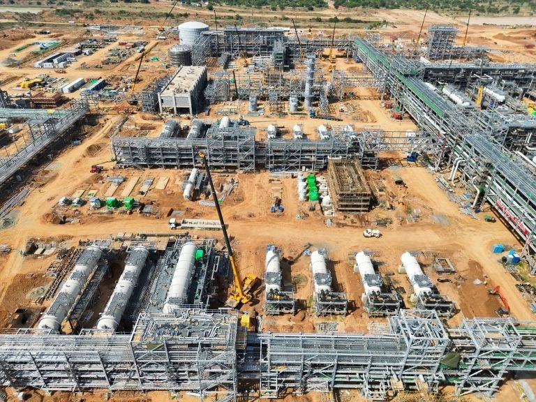 rechnaki's tweet photo. Uganda’s oil and gas sector is creating opportunities, building skills, and laying the foundation for #FirstOil.
Proud to see world-class operations like COSL at work.
#UgandaOil #EnergySecurity #InfrastructureUG
#GoldenPosts.
@audcomu
@GoldenPosts1 https://t.co/RwUVFBsFD6