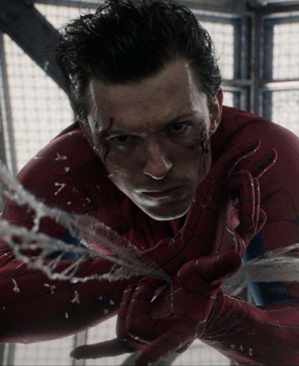 _Bokaa_'s tweet photo. Y’a que moi qui pense que dans #brandnewday la scène post générique, les glitch me font penser à que Miles morales arrive dans le monde de Tom Holland, je vois plein de gens parler de Tobey, moi les glitch me font penser à Miles, bizarrement ? https://t.co/qZC3xQbZ30