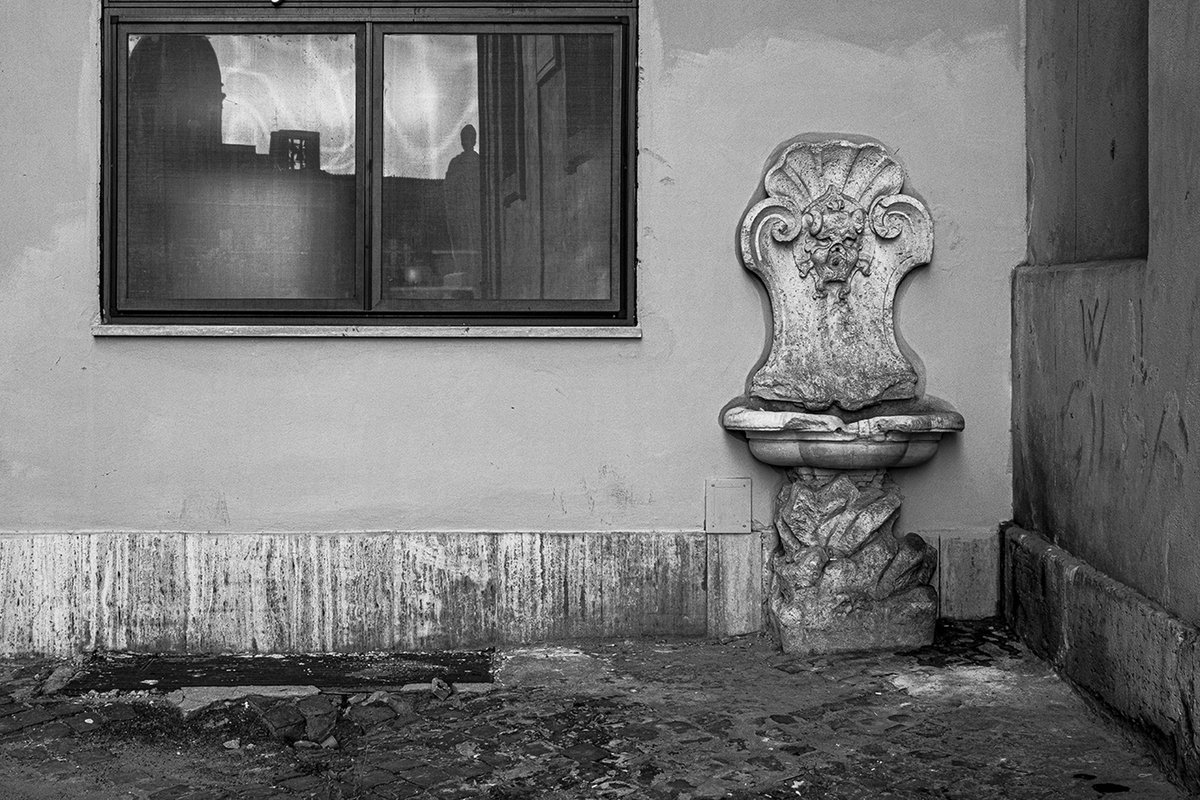 PRIVATEphoto's tweet photo. The Fascination of Nothingness. | by Pietro Coppa
https://t.co/kGPQGfCk69 https://t.co/lSzeY2Cgxv