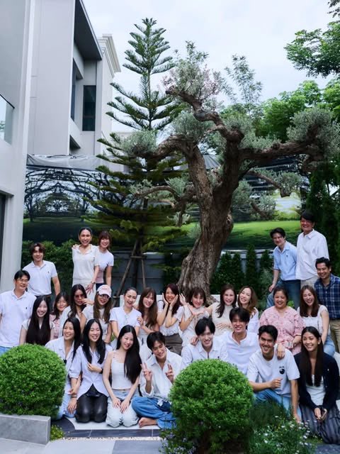 paymillaria's tweet photo. งานขึ้นบ้านใหม่น้องเจมรายล้อมไปด้วยครอบครัวและคนที่รักน้องเจมเต็มไปหมด 

อบอุ่นมากๆ เลยน้าา 🥹🥹🥹

#Gemini_NT #เจมีไนน์ ♊︎ https://t.co/lp59kAiHrD