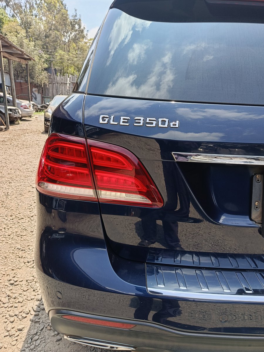 EgoHumphrey's tweet photo. Check Engine Light ON. Let's see what's up!! https://t.co/TlBhaTQY7k