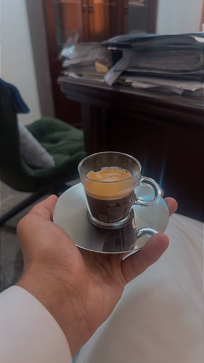 Bosf7v's tweet photo. لوجت على الود
أنا ودي أشرب أسبريسو و أتاملك . https://t.co/5Hu91nHgg9
