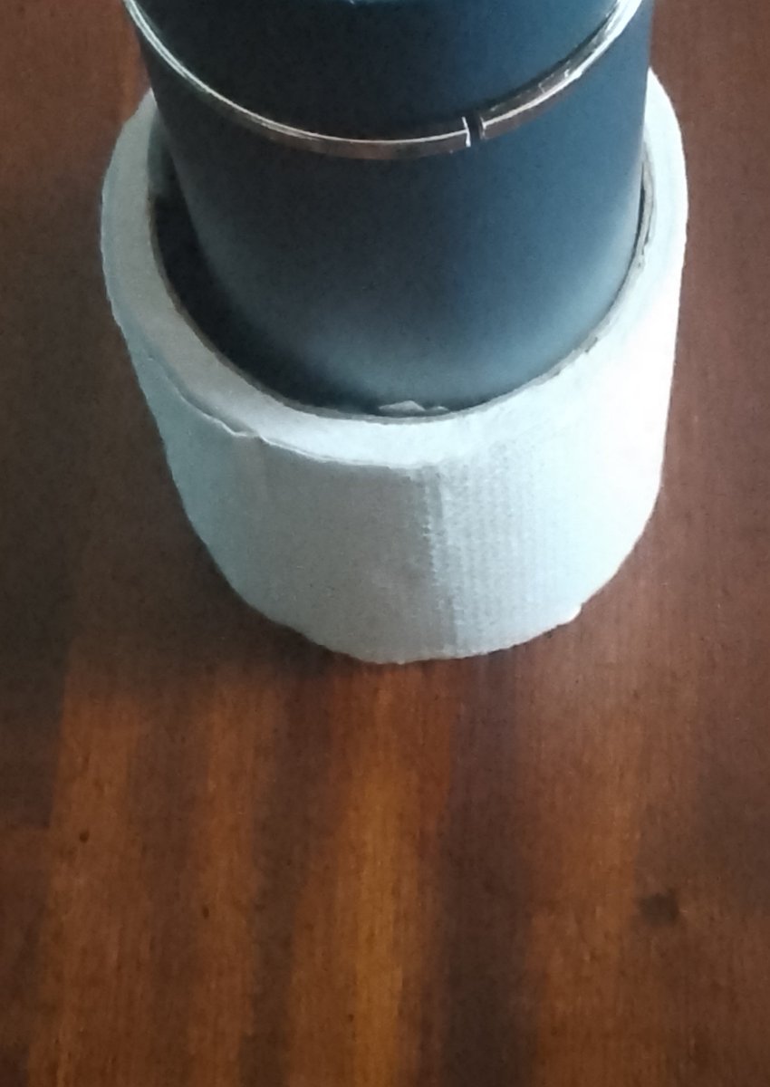 __Gaust's tweet photo. A whole thermos bottle! (or whatever they call it). Production line corruption is everywhere nowadays. https://t.co/y8ic9wWaCd