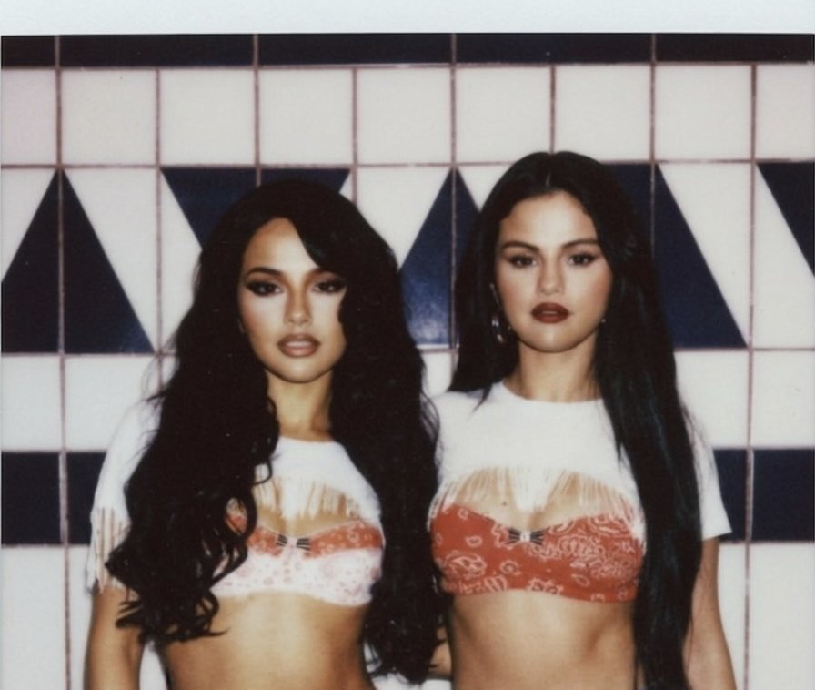 ioutforselenur's tweet photo. TE OLVIDO (LA LA) 💃🎶

SG X BG 🔥

TONIGHT https://t.co/WZi75mFUdj
