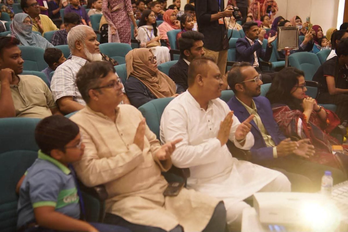 cybsajib's tweet photo. Twimbol | Junior Talent Award Season2 |
Great initiatives. 
Sajib Ashraful Islam 
GreenTech Solarᵍᵒᵒᵍʳᵉᵉⁿ Tech Partner 

#Sajibashrafulislam #juniorchallenge #innovation #Bangladesh #nextgenerationleader #GreenTechSolar https://t.co/9H7TS1wh0A