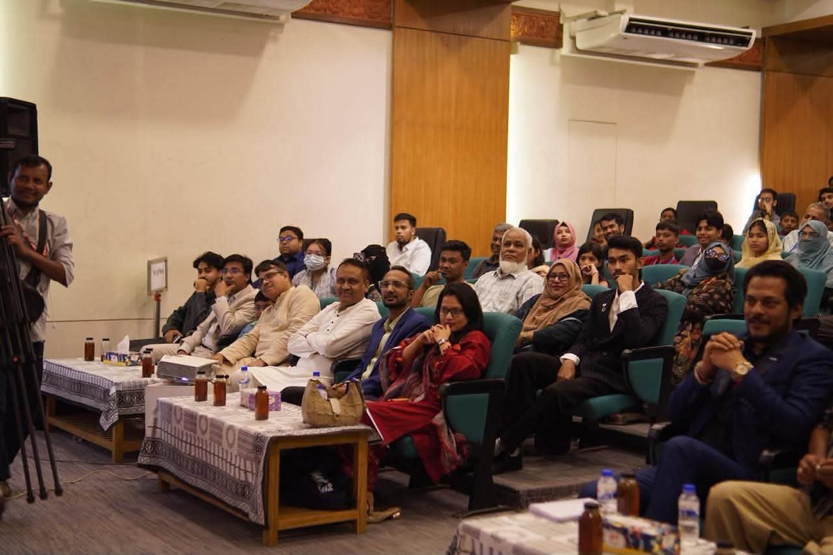 cybsajib's tweet photo. Twimbol | Junior Talent Award Season2 |
Great initiatives. 
Sajib Ashraful Islam 
GreenTech Solarᵍᵒᵒᵍʳᵉᵉⁿ Tech Partner 

#Sajibashrafulislam #juniorchallenge #innovation #Bangladesh #nextgenerationleader #GreenTechSolar https://t.co/9H7TS1wh0A