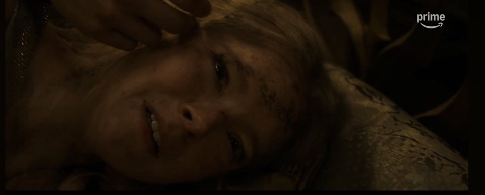m_stormwitch's tweet photo. oh btw if this indeed is Sauron, i want y'all to think about the fact that we're gonna see him wearing his gauntlets throughout the entire season, but he will take them off to touch Galadriel's face. Yeah. He metaphorically and physically strips when he interacts with her. https://t.co/JZcrP2iCf4