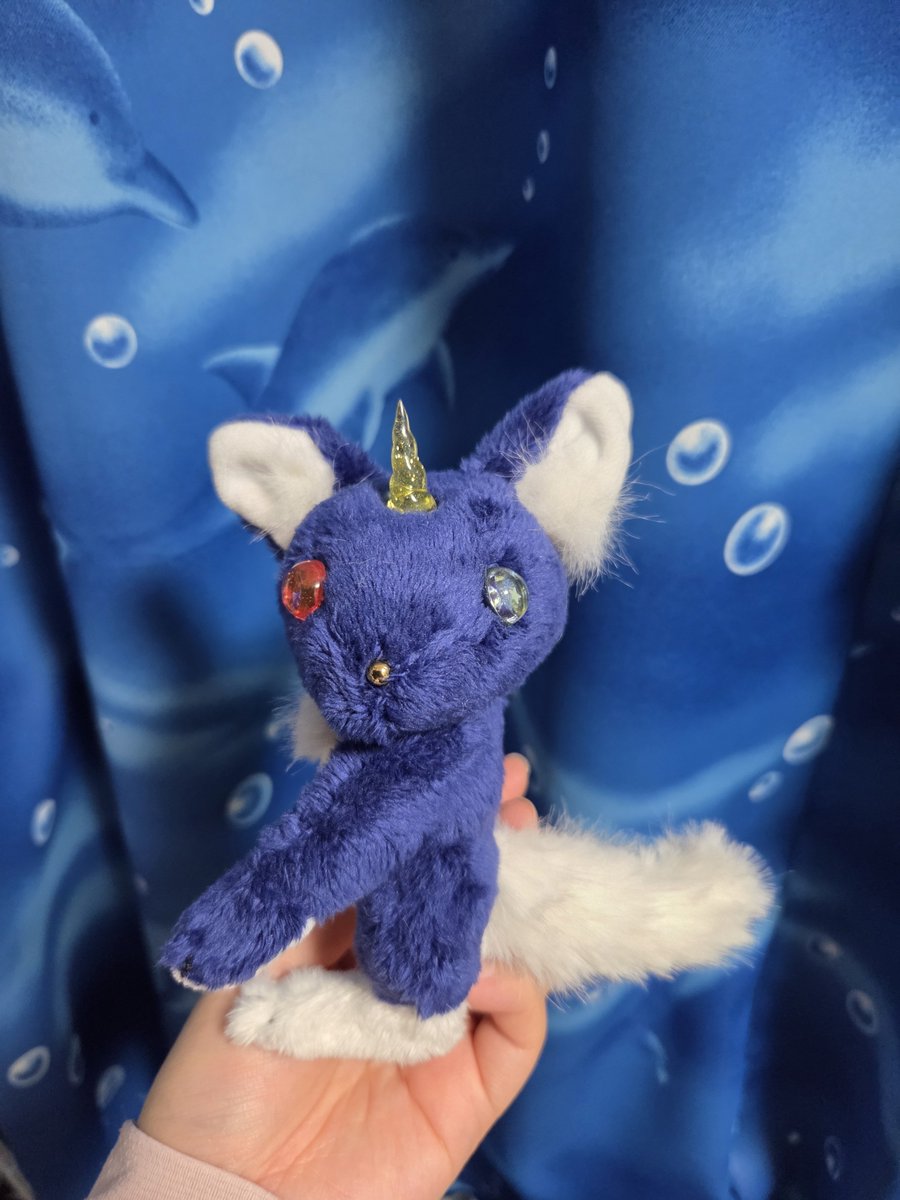 新作可動式幻獣アートドール一角狼さん🐺少し頭が大きい気がする
