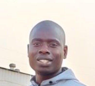 hankasello's tweet photo. Someone out there akwidzirwa rent na landlord 😭😂 https://t.co/dfIWCyk4La