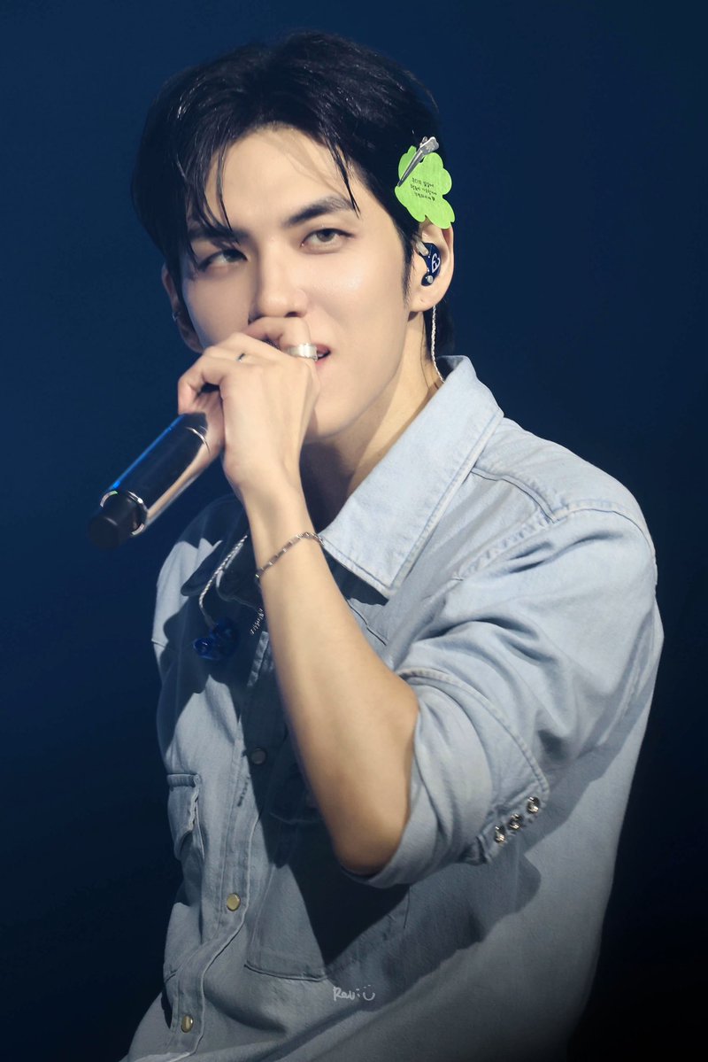 ravieisnothere's tweet photo. 260503 언필터드
#원필 #WONPIL https://t.co/DhuoB2bBVj