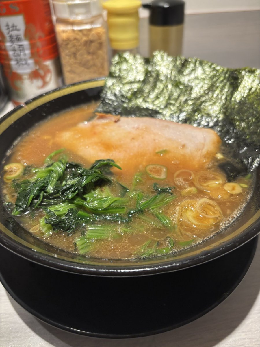 kekkinguuu's tweet photo. こむろや https://t.co/oc4l489PMP