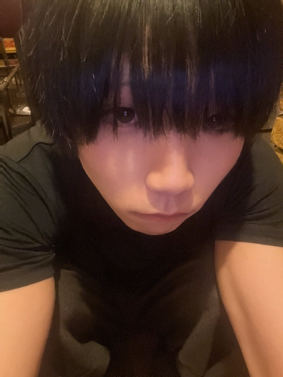 daiki_ncb's tweet photo. ろぐろぐろぐ
黒シャツなくてコンビニでTシャツ買ったんだけどなんか圧倒的に薄い笑トレニーが着てるやつみたいになってる
久々のオープンです！まってます
#ニコバースタッフブログ https://t.co/otcDblviaU