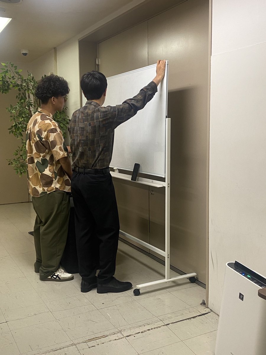 takuroustaff tweet picture