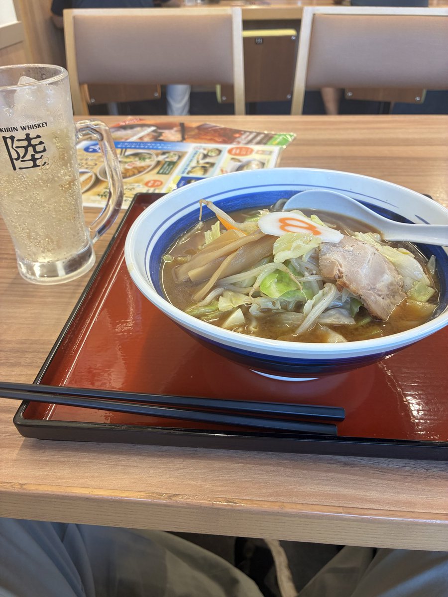 shin_k555's tweet photo. 金沢出張
トラブル続きでしたが、無事終了！
一杯飲んで宿で飲み直し🤭 https://t.co/UdBuL94RDf
