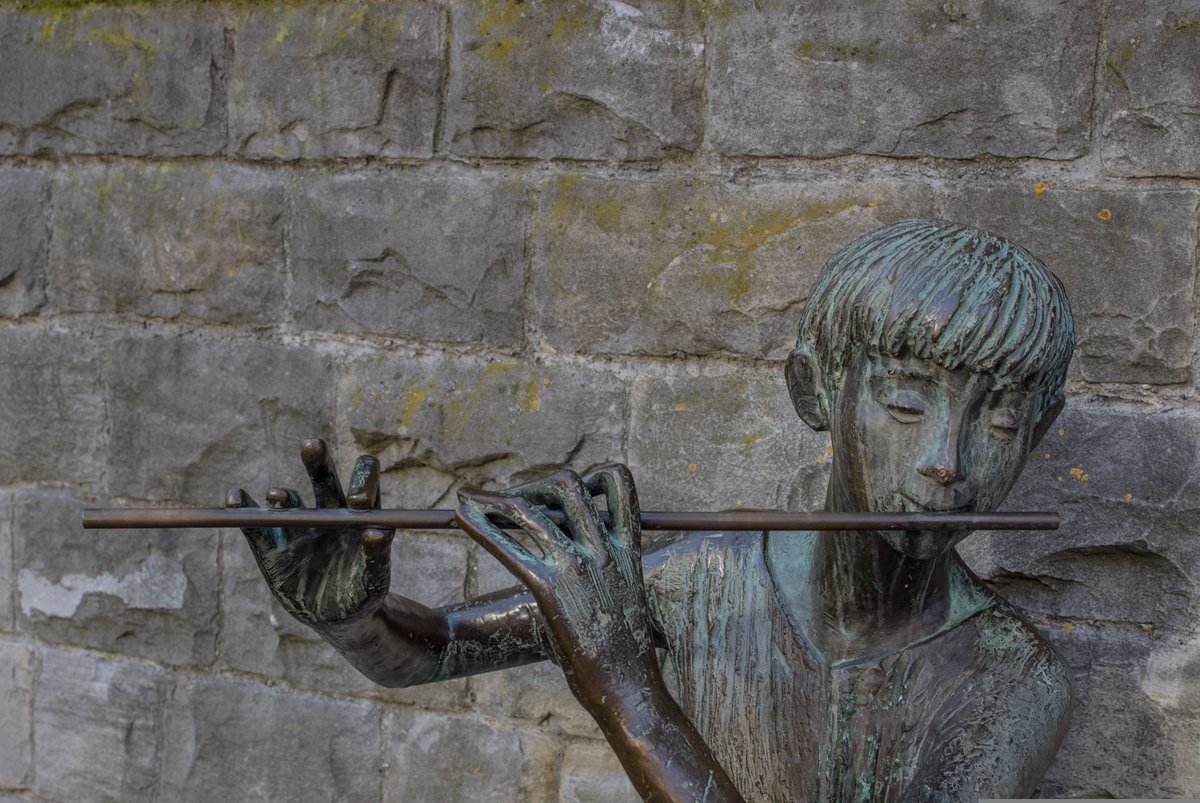 EB_Education_'s tweet photo. Did you know that the oldest known musical instrument is a 60,000-year-old Neanderthal flute, made out of the bone of a bear!
#music lovers - to learn all about music through the years:
https://t.co/BeyREGYfL0
#ThursdayMotivation #learningisfun #achieveevenbetter https://t.co/sDYr1ASAjO