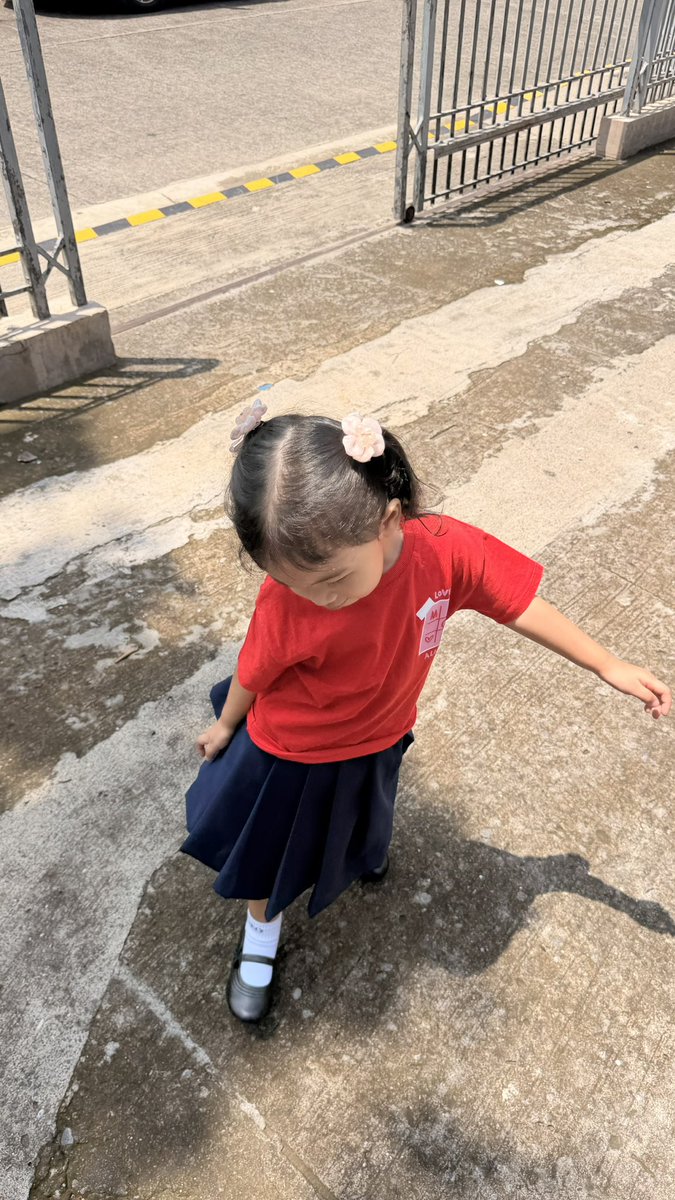 maubdlm's tweet photo. Hatid sundo everyday 🧟‍♀️ https://t.co/cgI1pLK2hJ