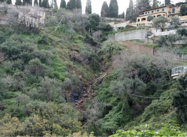 RedazioneDedalo's tweet photo. Taormina al via la gara per il consolidamento di Costa Don Lappio
https://t.co/dl73BGxRno
#Taormina #Frane #DissestoIdrogeologico #Schifani #Messina #Sicilia #Infrastrutture https://t.co/Fvjh1RKnRU