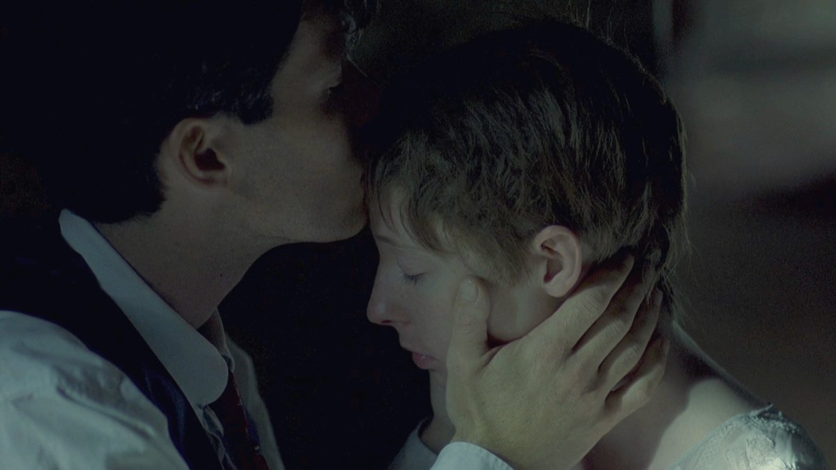 kittyatdawn's tweet photo. oh to be held tenderly by cillian murphy https://t.co/FQygyBF1Dj
