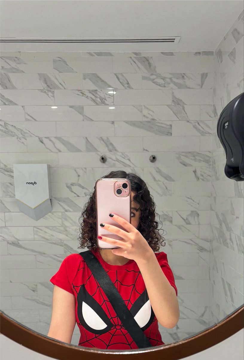 xuareny's tweet photo. 🕸️ https://t.co/NBut3ayewG