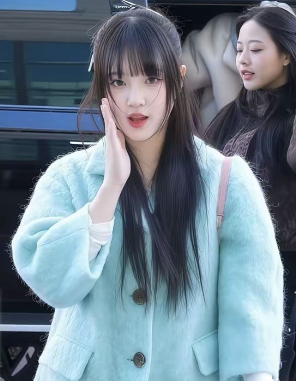 VVUP_WORLD's tweet photo. U are so cute kim!! We love you~ 😘🇮🇩❤️ https://t.co/G0dlov9uC3
