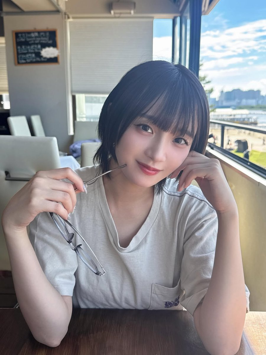 ak_cute910's tweet photo. 斉藤円香さん、あなたも顔だけで万バズしなさい。 https://t.co/Yr6R4lncI0