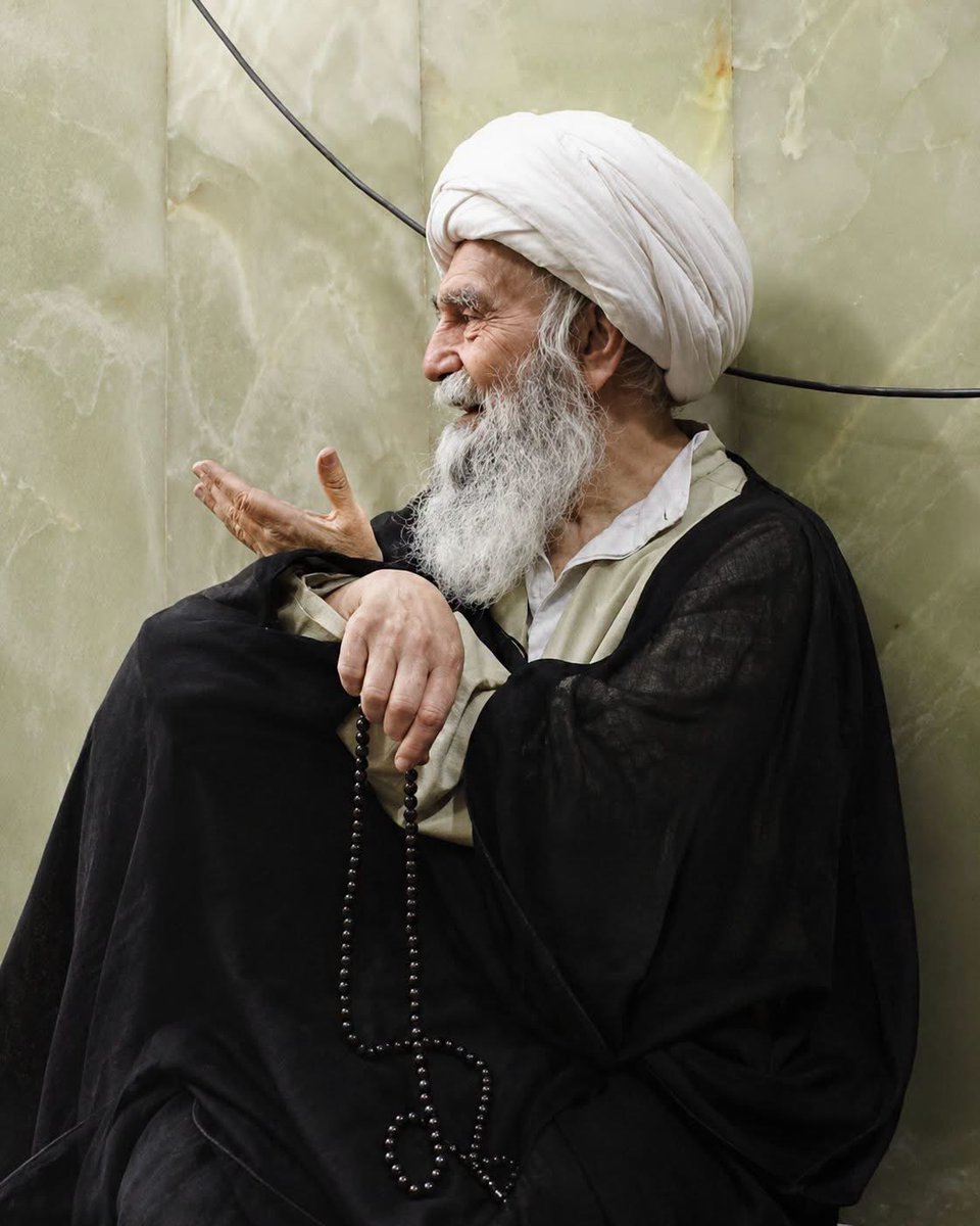 alaakherah's tweet photo. جميع همومكم أزيلوها بالحسين عليه السلام جميع حوائجكم أقضوها بالحسين فإن الحسين كما قال رسول الله (ص) الحسين أعظم في السماء من على الأرض فكل ما نراه اليوم من عظمة الإمام الحسين فهي لا تقارن بعظمته في السماء لقد قضيت جميع حوائجي بالتوسل بالحسين سلام الله عليه

الشيخ شمس الدين الواعظي