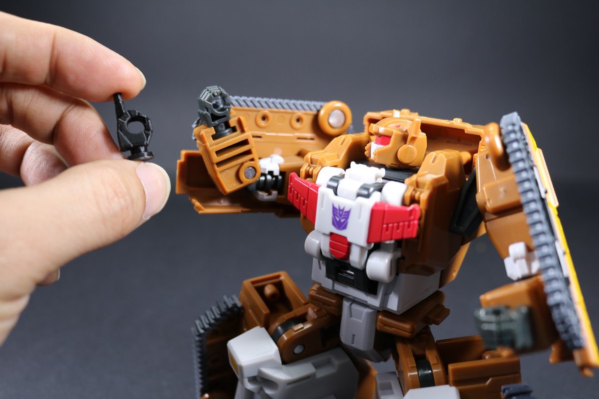 FunbieStudios's tweet photo. Having just gotten the Haslab Liokaiser set in, we just had to do this as the first upgrade for this vaunted team -- Killbison's flipping hand! :P

#3dprint files now up at https://t.co/yEdpNEcRQX! https://t.co/yVjTrGckQt