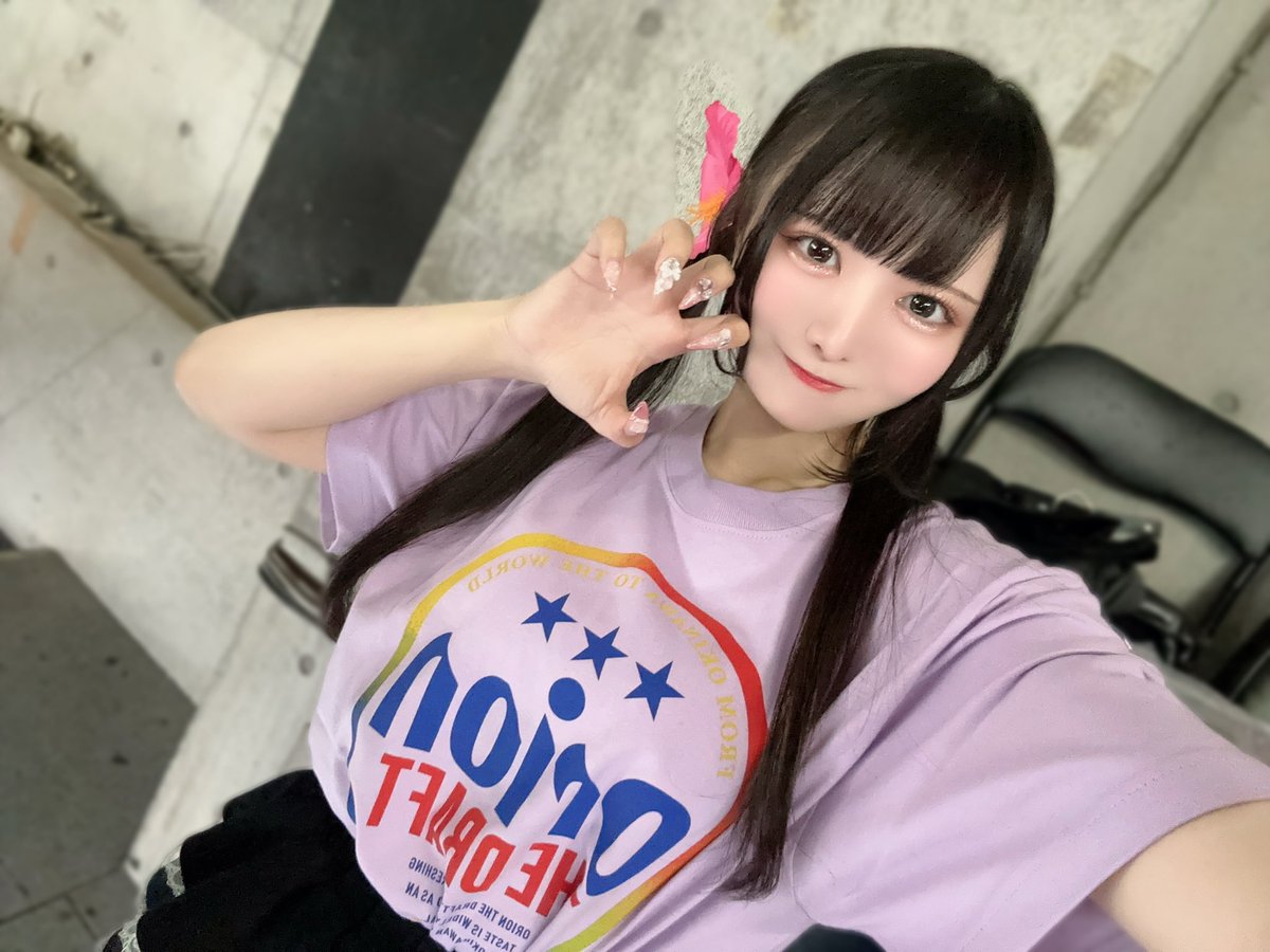 Ayako05x26's tweet photo. 最近は暑いから髪の毛二つに結ぶのが好き👧💜 https://t.co/73iFTa59rX