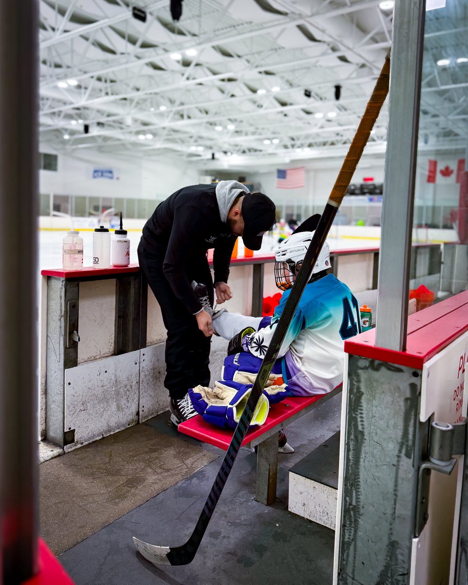 OrlandoHockey's tweet photo. Other duties as assigned 🥹 https://t.co/OSbjFKqnd6
