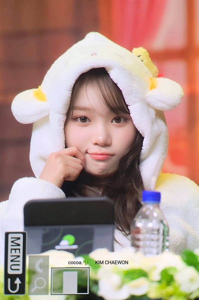 chaedamn11's tweet photo. Happy birthday Kim Chaewon, never stop glowing, the world loves your unique existence

TIME TO CELEBRATE CHAEWON
#TimeToChaelebrate
#여름의인트로_김채원 https://t.co/5yqSz8zJgr
