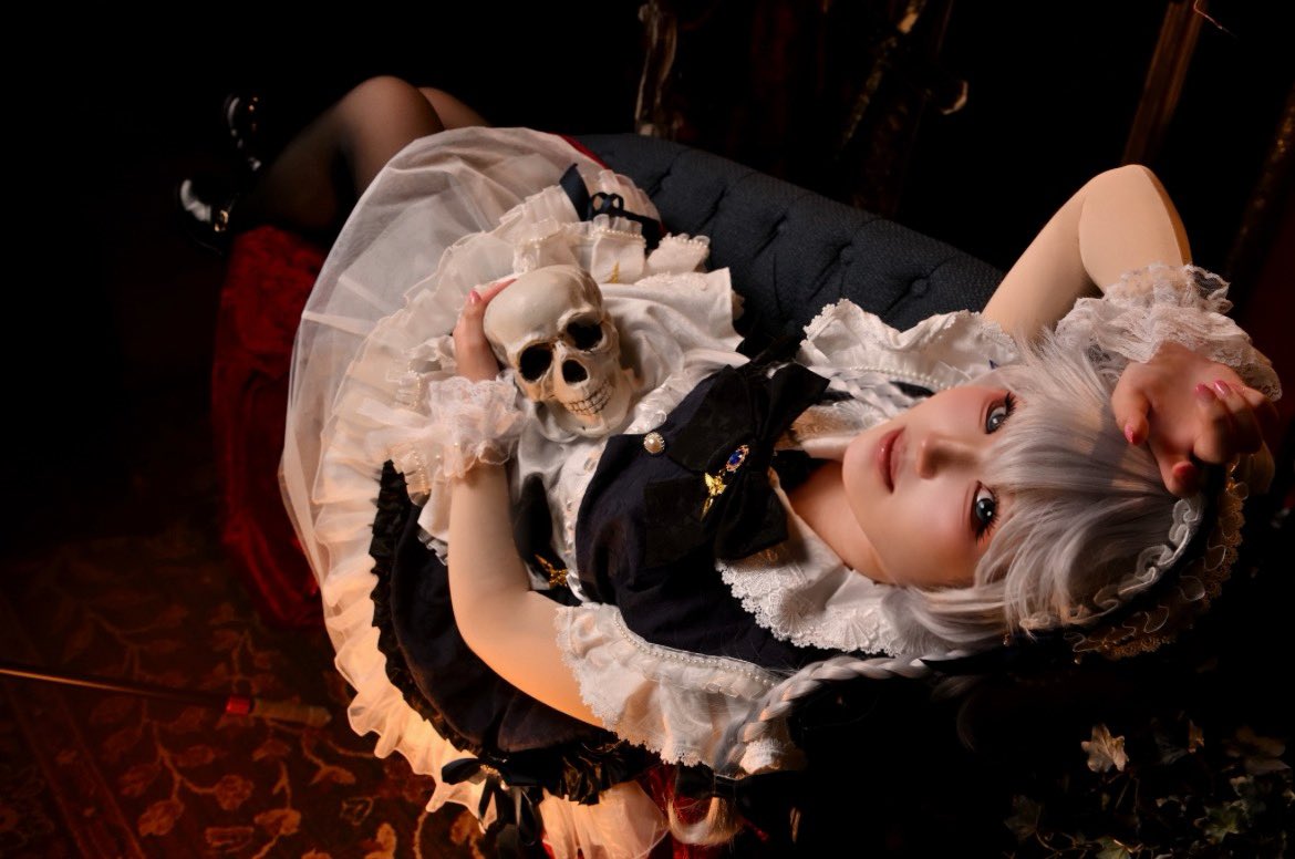 pdV9tTvWPH64048's tweet photo. cos     十六夜咲夜
        
                  紅魔館のメイド https://t.co/kym2LcIAob