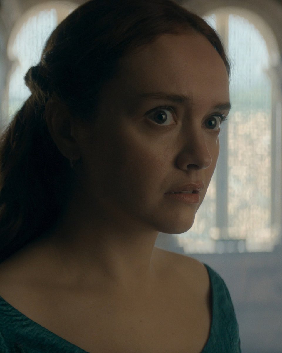 toutestt's tweet photo. Olivia Cooke as Alicent Hightower
House of the Dragon — S3E3, “Rhaenyra Triumphant” https://t.co/5NXdccXeFE