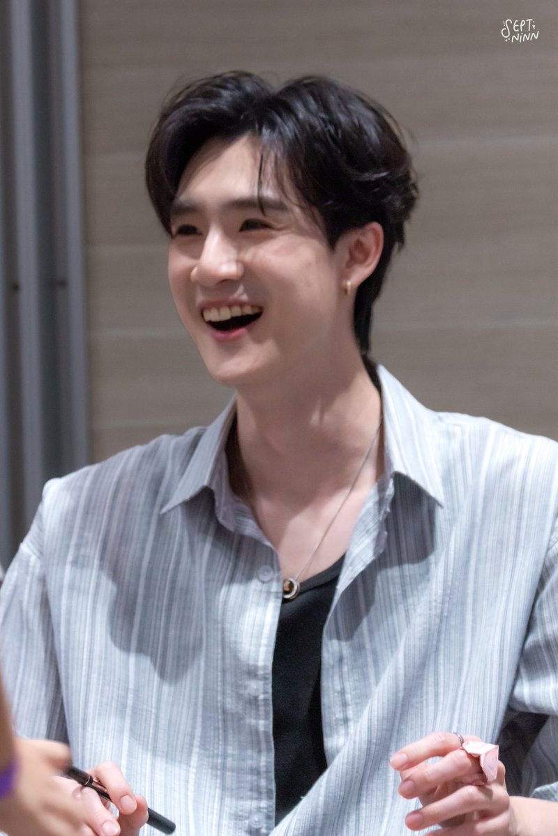 septninn's tweet photo. แล้วใครจะไม่อยากหยิกแก้มหมูอุ๊ดเหมือนนี่

#dewtee
#tee_vtp https://t.co/jqunbZtJmy