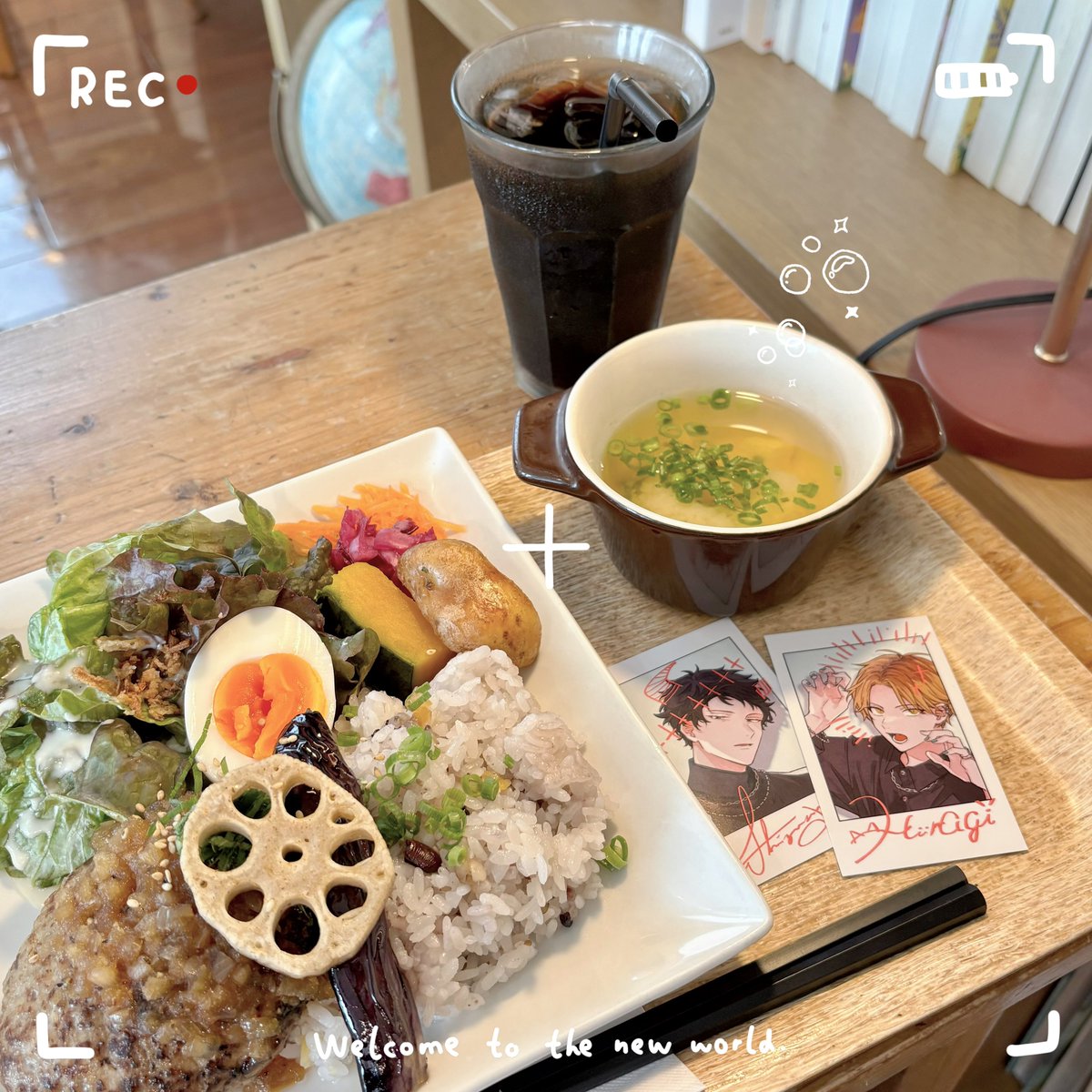 Ju_ull5's tweet photo. 図書館ごはん🍚 https://t.co/M63kTmMkYh