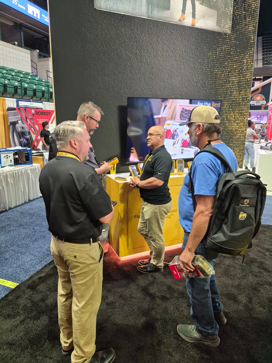 FlukeCorp's tweet photo. We're at this year's National Training Institute (NTI), leading hands-on training sessions and connecting with the next generation of electrical professionals. 

@IBEWNECAetA https://t.co/niskA6bPGQ