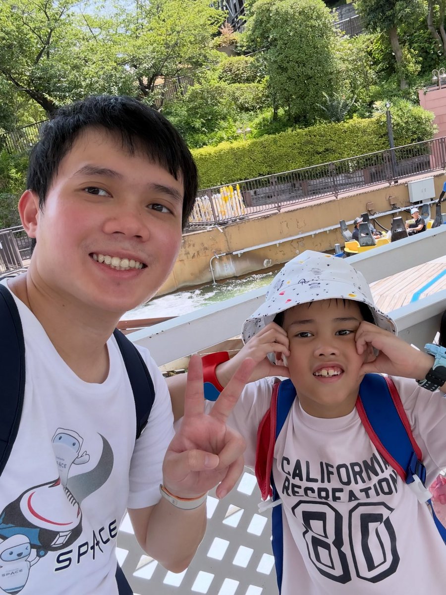 kasidit_wang's tweet photo. JP TRIP WITH JAI-JAI! 🇯🇵 https://t.co/beOiNCS2Bg