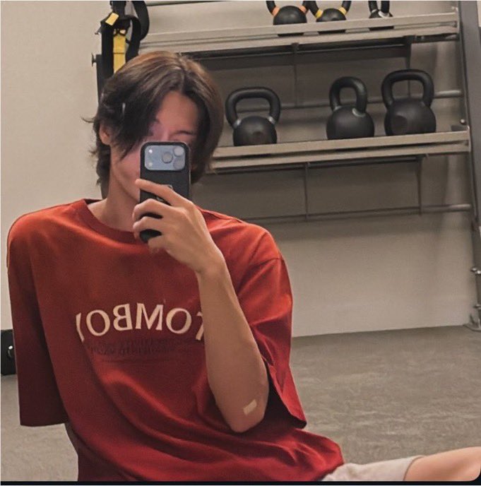 ⊙‿ꏿ tweet media