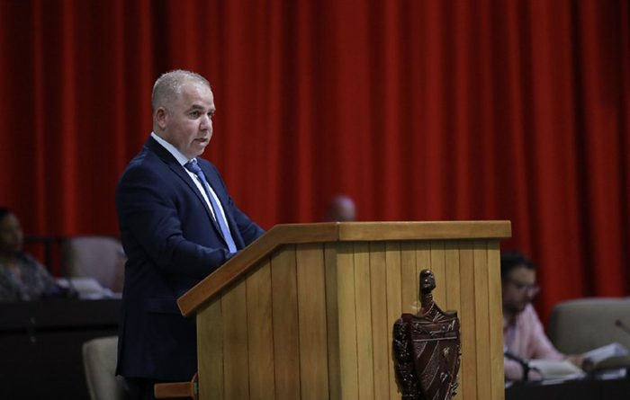 5deseptiembrecu's tweet photo. #DeCuba 🇨🇺 || Ministro de Finanzas informa sobre ejecución del Presupuesto del Estado https://t.co/PNwBIVVCoS https://t.co/JMofVlckeP
